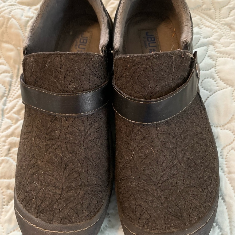Gray Slip-On Shoes with Strap